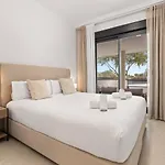 Aranya - Pool, Gym And Co-working Space Apartmán Estepona