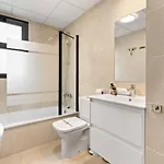 Aranya - Pool, Gym And Co-working Space Apartmán *