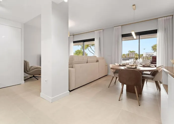 Aranya - Pool, Gym And Co-working Space Appartamento *