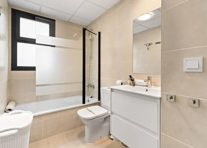 Aranya - Pool, Gym And Co-working Space Appartamento *